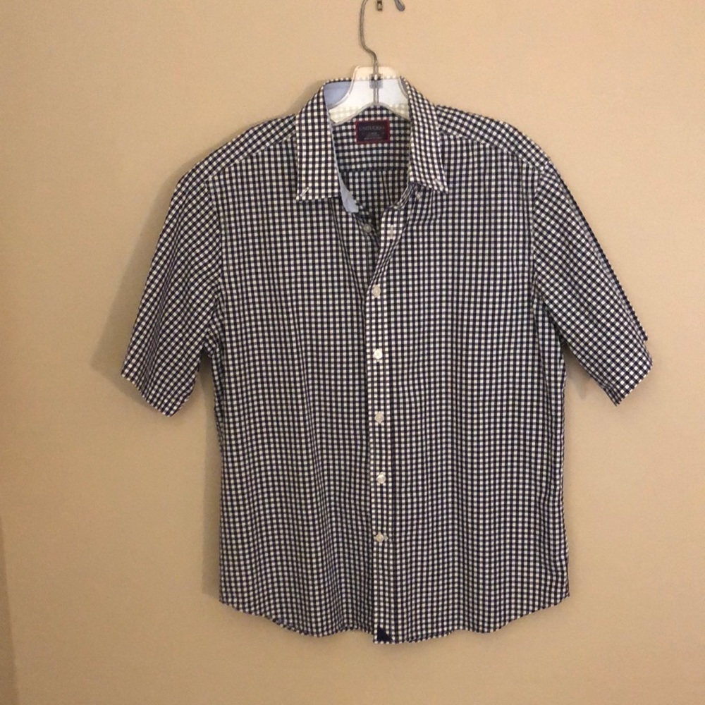 Men’s lightweight Untuckit shirt